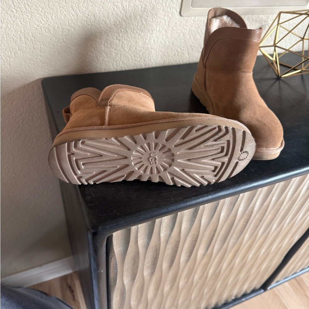 UGG Tan Winter Boots - Picture 2 of 3